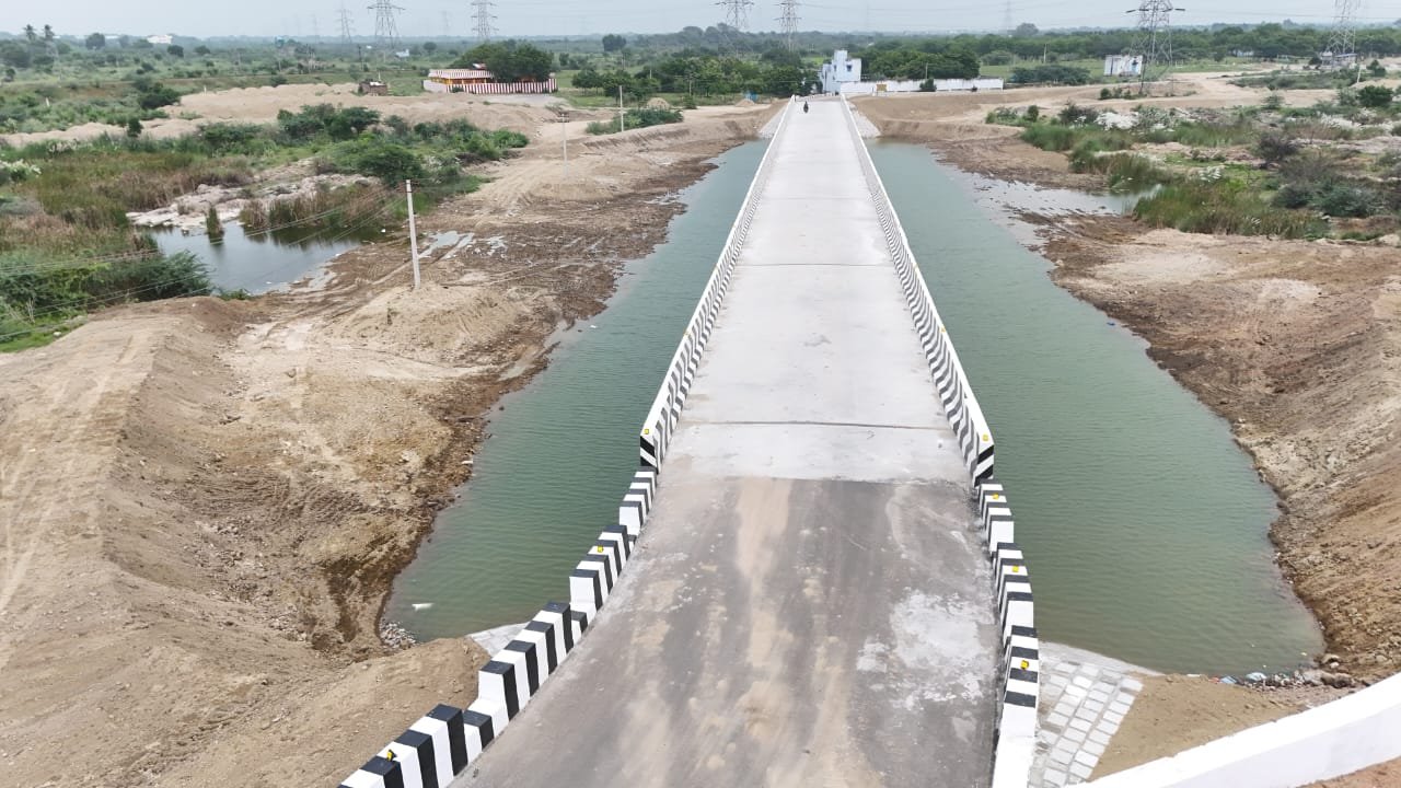 Construction of Bridge across Arjuna river along V. Muthulingapuram to Soorampatti Road in V. Muthulingapuram Panchayat | KMC Construction Company, Civil Contractor Theni, Tamil Nadu