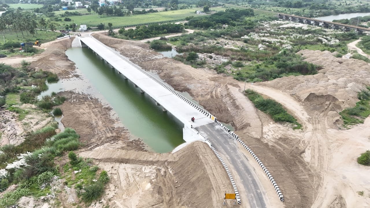 Construction of Bridge across Arjuna river along V. Muthulingapuram to Soorampatti Road in V. Muthulingapuram Panchayat | KMC Construction Company, Civil Contractor Theni, Tamil Nadu