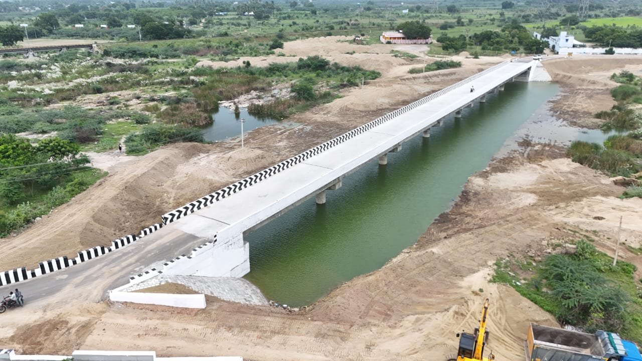 Construction of Bridge across Arjuna river along V. Muthulingapuram to Soorampatti Road in V. Muthulingapuram Panchayat | KMC Construction Company, Civil Contractor Theni, Tamil Nadu
